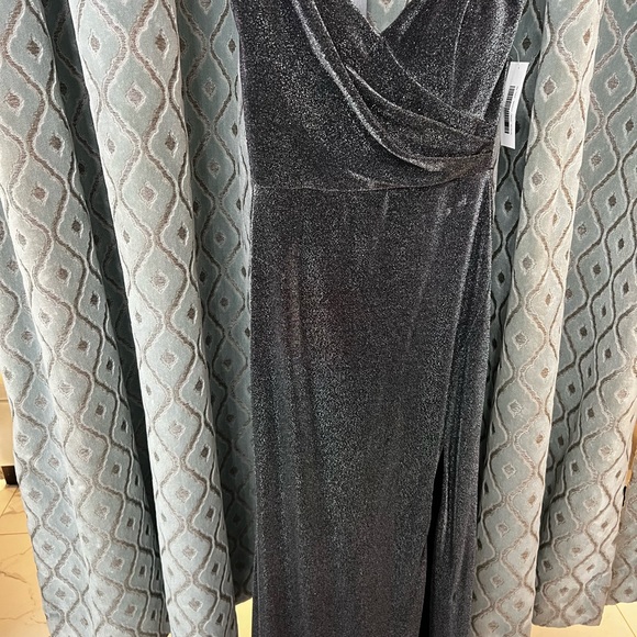 Charcoal grey sparkly evening dress, purchased from CityLuxe. Only worn once! - Picture 4 of 4